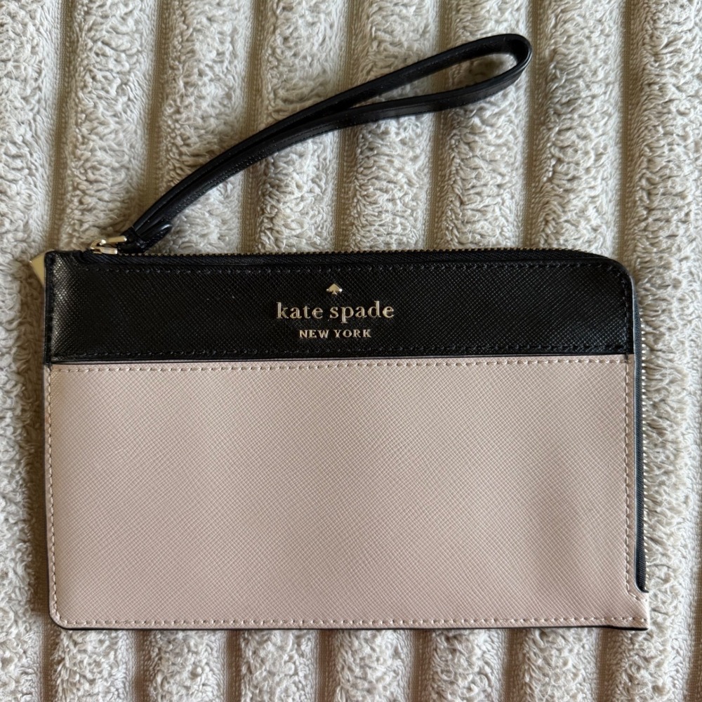 Kate Spade New York Saffiano Leather Wristlet Pouch Black Beige Colorblock